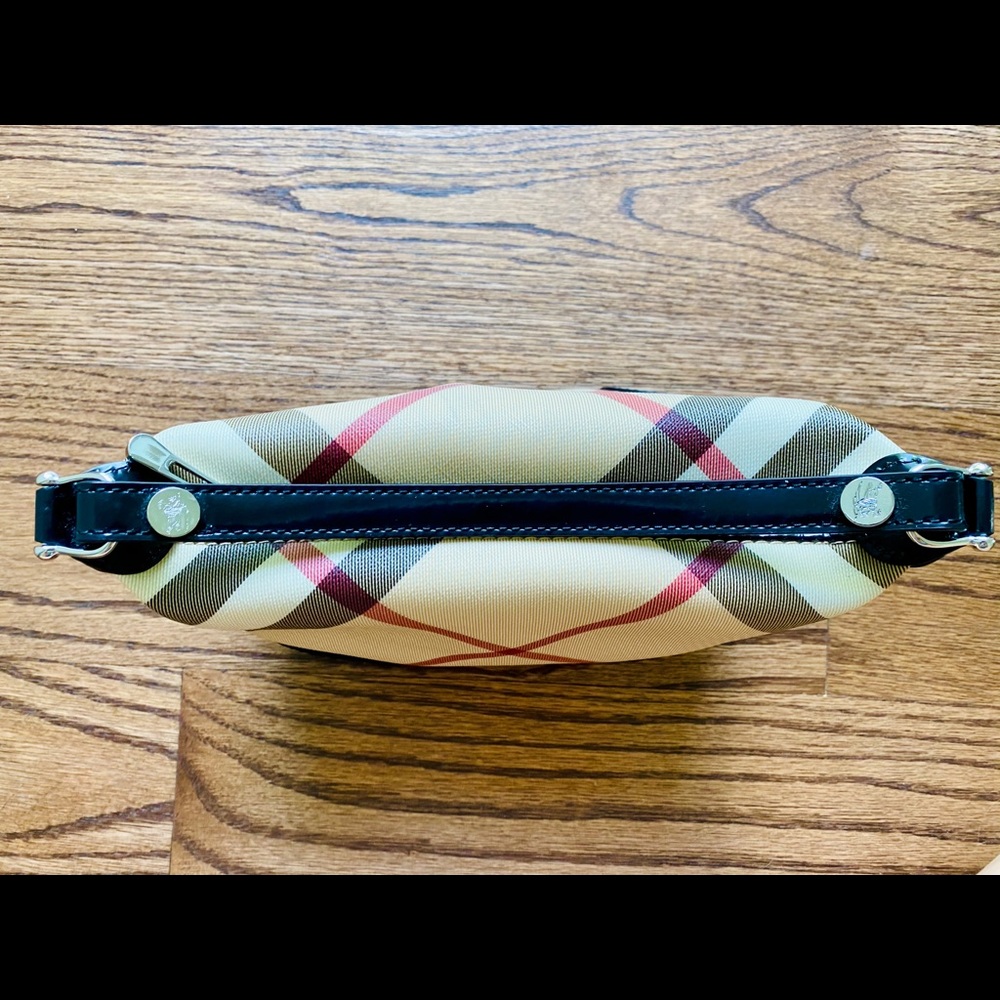 Burberry small bag. Perfect condition!!!! - Picture 2 of 7